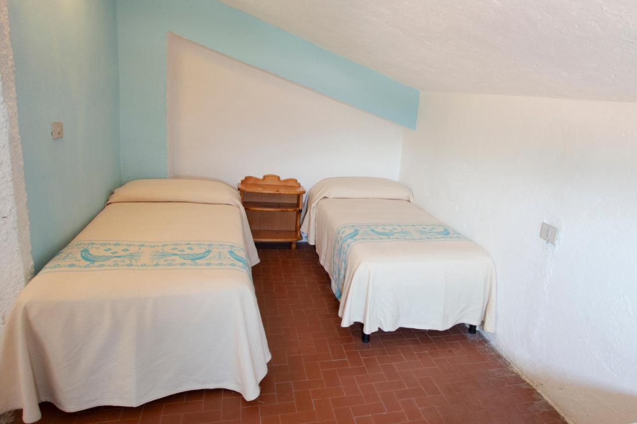 Hotel Al Faro San Teodoro  Ngoại thất bức ảnh