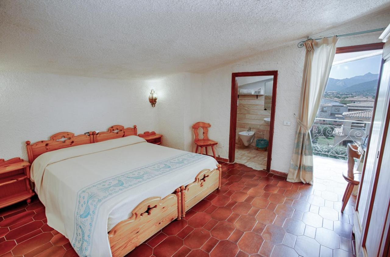 Hotel Al Faro San Teodoro  Ngoại thất bức ảnh